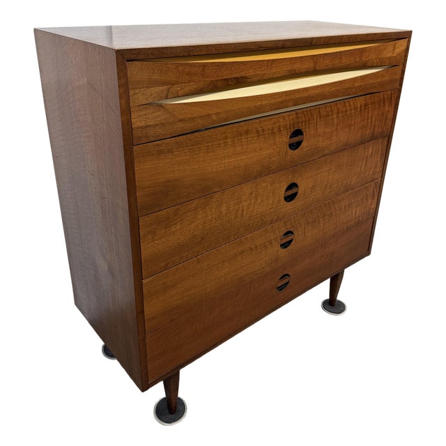 West Michigan Furniture Company Chest of Drawers, Vintage For Sale