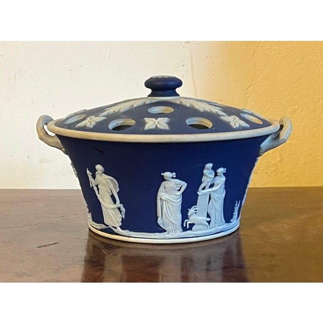 Wedgwood Antique Early 20th Century Wedgwood Dark Blue Jasperware Violet Pot, Potpourri Incense Burner For Sale - Image 4 of 18