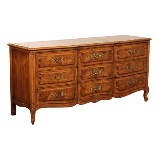 Henredon 'Villandry' French Louis XV Style Walnut Triple Dresser For Sale