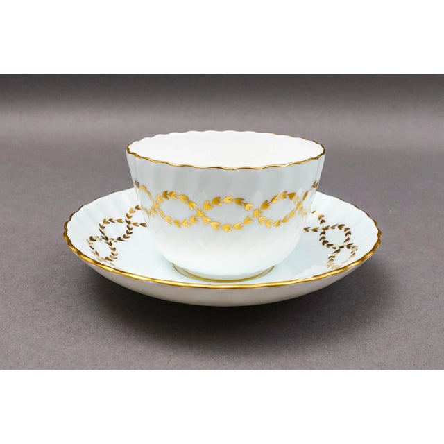 Minton Late 20th Century Minton England S600 Gold Laurel Leaves Light Blue Tea Cup & Saucer Set- 8 Pieces For Sale - Image 4 of 10