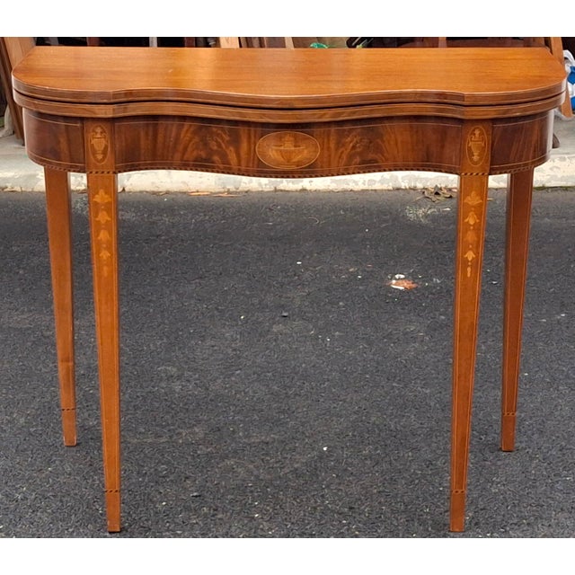 Traditional Pair of 19th Century Federal Satinwood Inlaid Mahogany Fold Top Card or Console Tables For Sale - Image 3 of 15