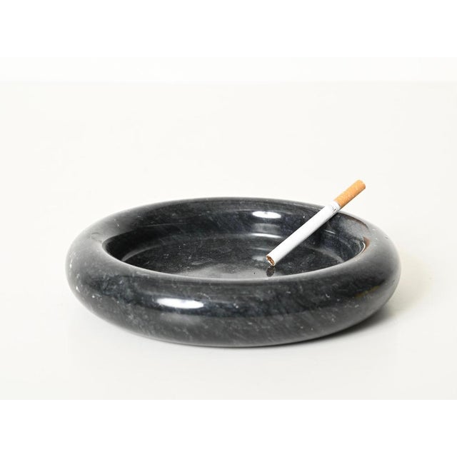 1970s Round Bowl or Ashtray in Black Carnico Marble attributed to Angelo Mangiarotti, Italy, 1970 For Sale - Image 5 of 12