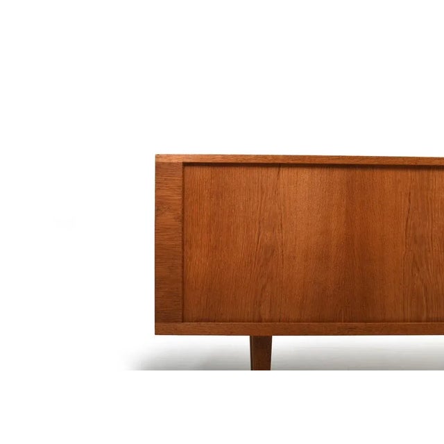 Vintage RY25 Sideboard by Hans J. Wegner for Ry Møbler, 1950s For Sale - Image 11 of 13