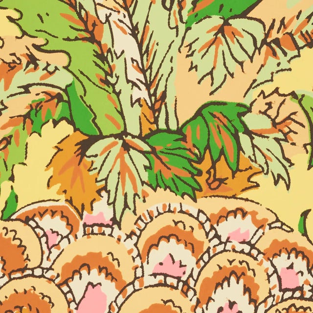 Contemporary Schumacher Pineapples Wallpaper in Yellow (9 Yards) For Sale - Image 3 of 5