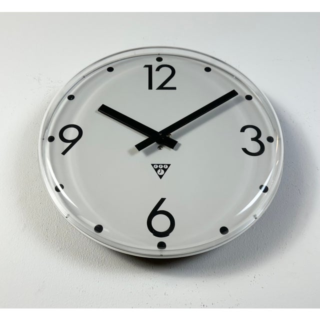 Vintage Office Wall Clock from Pragotron, 1980s For Sale - Image 4 of 17