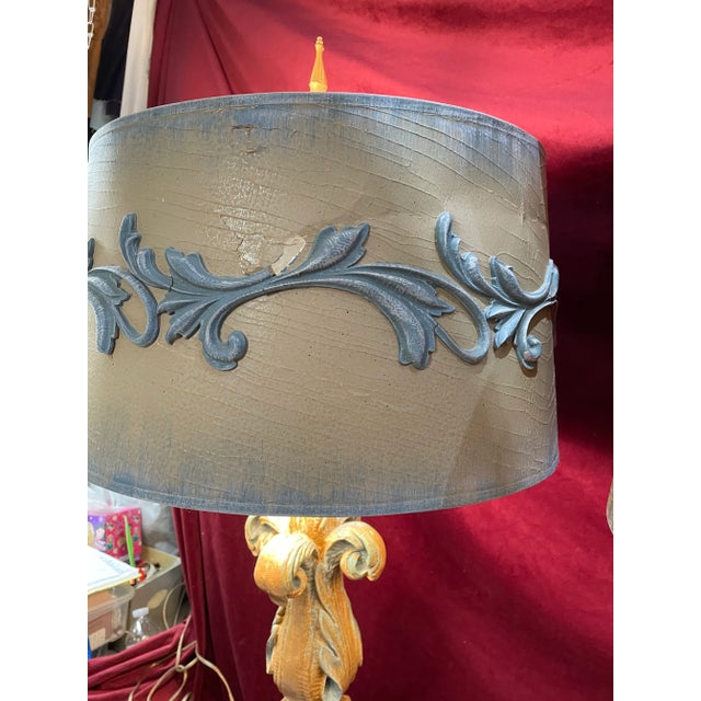 Pair of 1950s Hollywood Regency Table Lamps Carved Wood With Shades For Sale - Image 4 of 12