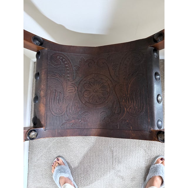 Chestnut Antique Italian Renaissance Revival Savonarola (Dante) Chair, c.1900–1930 For Sale - Image 8 of 12