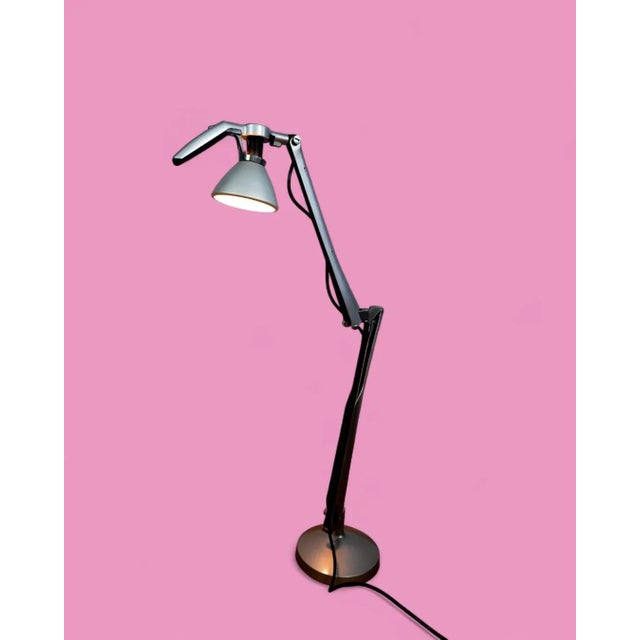 Postmodern Postmodern Fortebraccio D33 Architect's Desk Lamp by Paolo Rizzatto and Alberto Meda for Luceplan, Italy, 1998 For Sale - Image 3 of 6