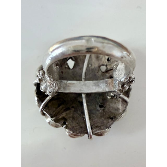 19th-Century Silver Multicolored Stone Cluster Estate Ring With Lion Heads, Size 6 For Sale - Image 9 of 10