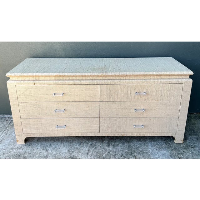 Mid-Century Modern Vintage Grasscloth and Lucite Dresser For Sale - Image 3 of 14