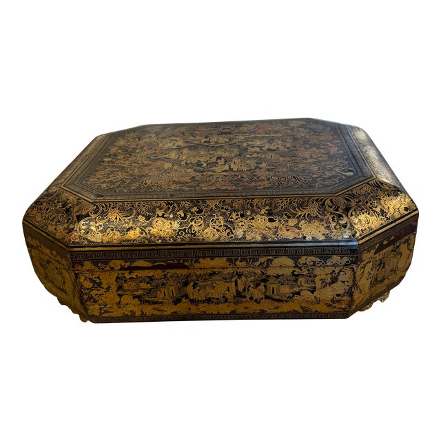 19th Century Chinese Box For Sale