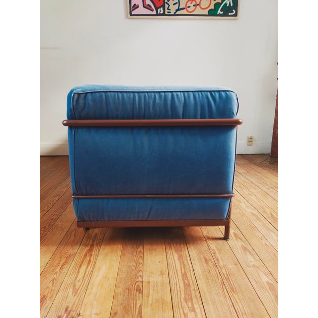 1980s LC2 Sofa by Le Corbusier for Cassina, 1980s For Sale - Image 5 of 7