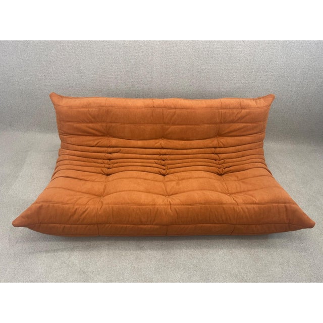 Mid-Century Modern Orange Togo Three-Seater Sofa from Ligne Roset, 2013 For Sale - Image 3 of 16