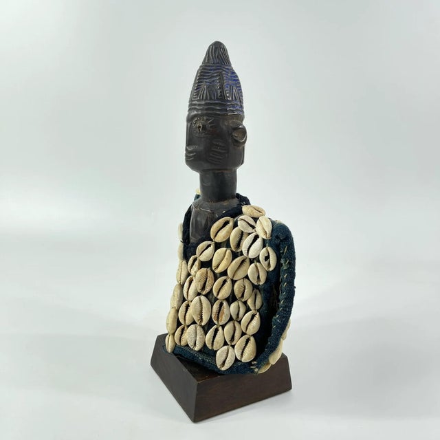 Early 20th Century Yoruba Ibeji Figure with Cowrie Shell Vest on Custom Base Nigeria For Sale - Image 4 of 9