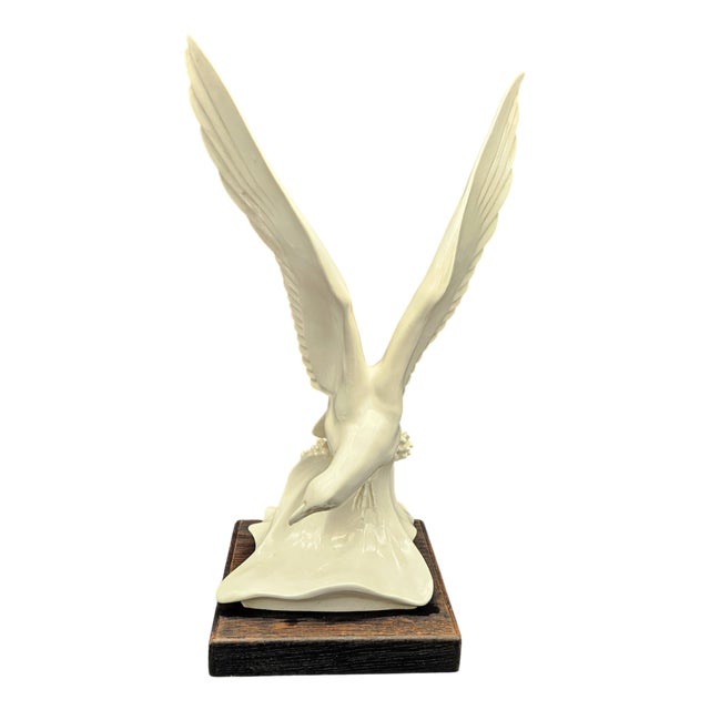 Porcelain Seagull on a Wave by Max Esser for Meissen, 1937 For Sale