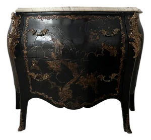 Black Lacquered Chest of Drawers