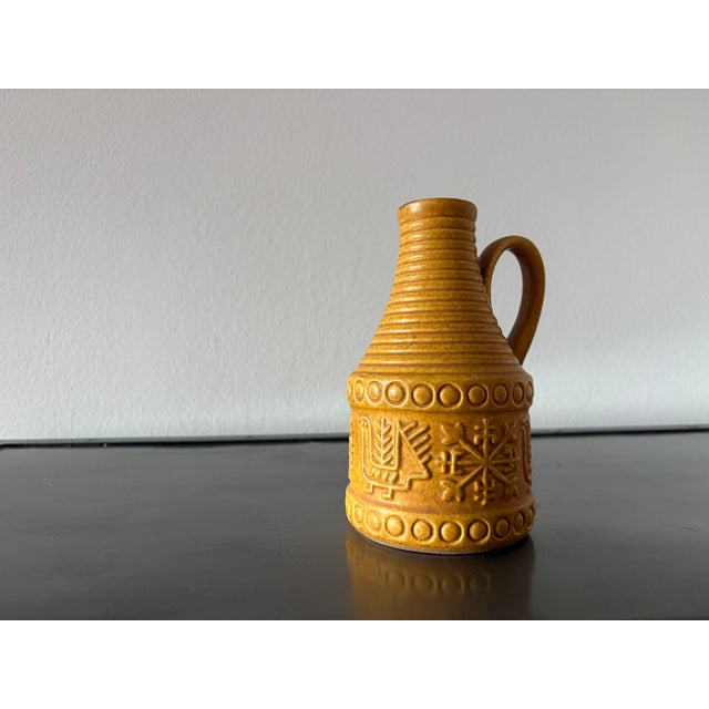 Bodenmarke 65 17 Bay W-Germany This piece has an attribution mark, I am sure that it is completely authentic and take full...