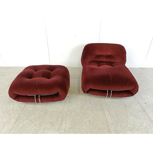 Very rare Soriana lounge chair with ottoman designed in 1969 by Afra & Tobia Scarpa for Cassina. It still has its intact...