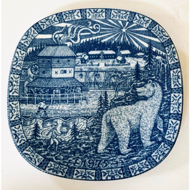 1970s Set of 5 Swedish Blue and White Rorstrand Christmas Plates For Sale - Image 5 of 6