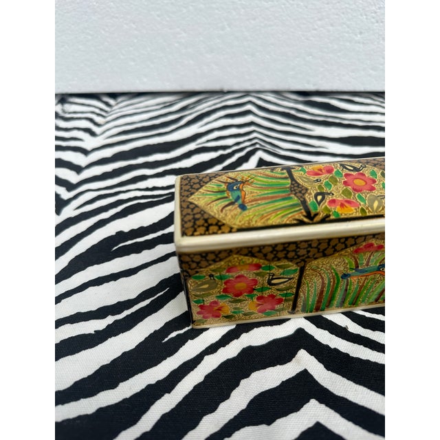 Up for consideration is a beautiful small wooden painted safari hummingbird box. This would look lovely in your home and...