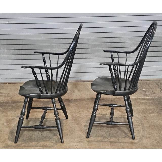 Wood Late 20th Century Pair of Rolf Holfer Continuous Windsor Arm Chairs Bench Made Dark Green Finish For Sale - Image 7 of 8