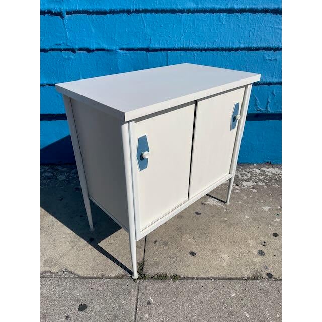 Baby Blue 1950's Storage Cabinet Att. To Vista of California For Sale - Image 8 of 11
