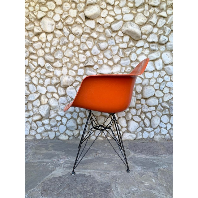 1960s Dar Chair in Fiberglass by Charles & Ray Eames for Herman Miller, 1960s For Sale - Image 5 of 18