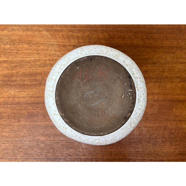 Mid-Century German Studio Pottery Vase by Karl Jüttner for Saalfeld, 1960s For Sale - Image 11 of 17