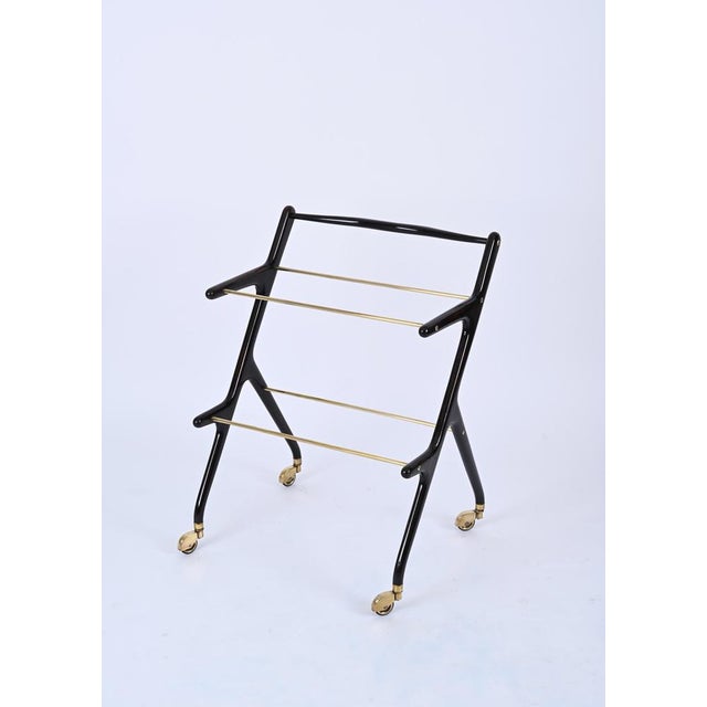 1950s Mid-Century Italian Trolley Bar Cart in Wood and Glass attributed to Cesare Lacca, 1950s For Sale - Image 5 of 16
