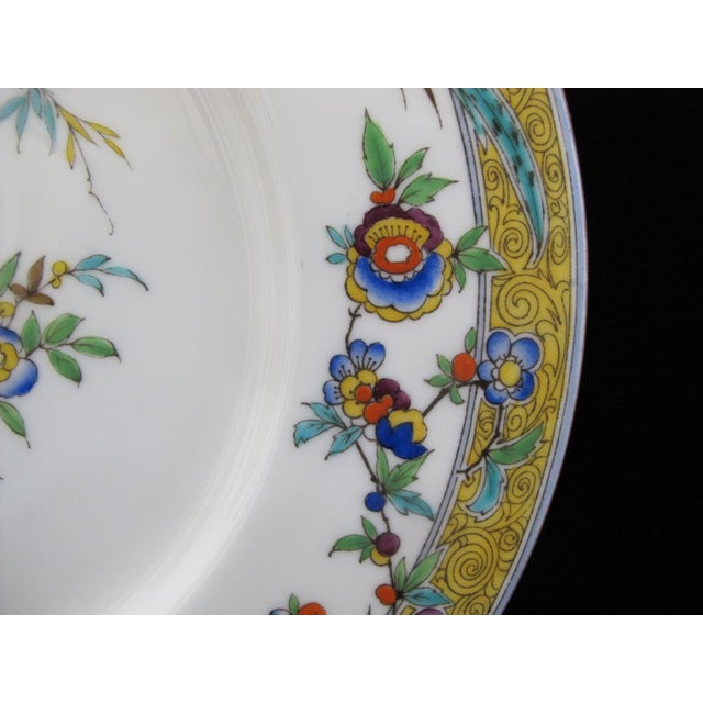 Early 20th Century Minton China Exotic Bird of Paradise & Flower Sinclair 10 1/4" Dinner Plate Set For Sale - Image 5 of 9