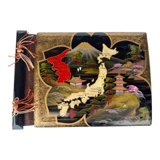 Vimtage Asian Abalone and Wood Laquered Photo Album For Sale