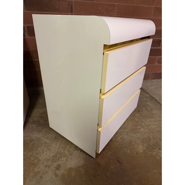 Wood Pair of Vintage 1980s Postmodern Waterfall White Lacquer Nightstands For Sale - Image 7 of 9