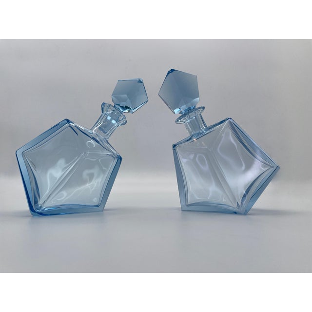 Late 20th Century Pair of Sculptural Light Blue Art Glass Decanters With Faceted Stoppers, Mid-Century Modern For Sale - Image 4 of 15