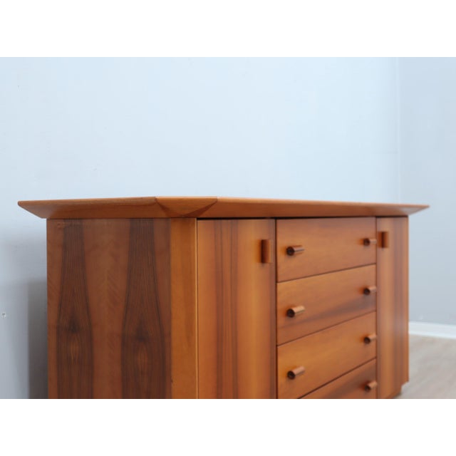 Mid-Century Modern Modernist Brutalist Italian Geometric Sideboard, 1970s For Sale - Image 3 of 18