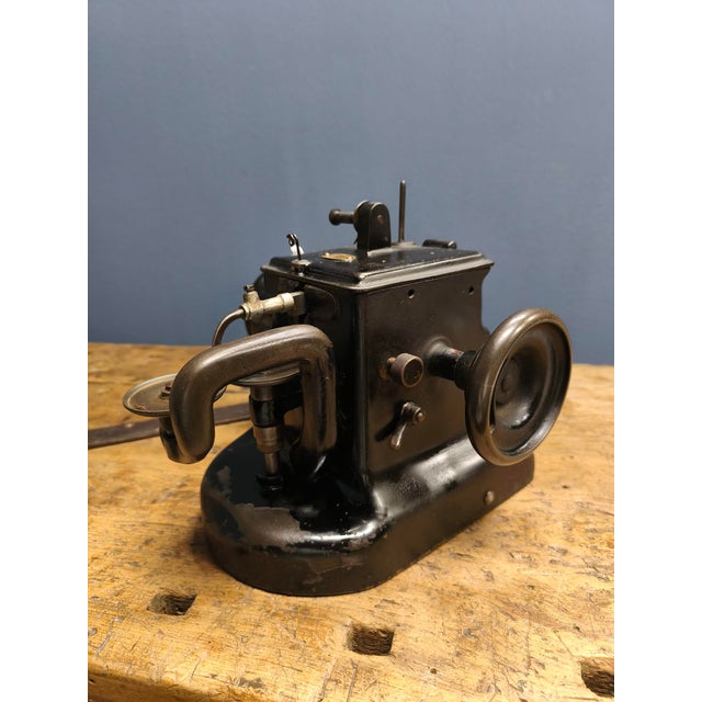 Hat Makers or Fur Makers Sewing Machine, 1920s For Sale - Image 12 of 18
