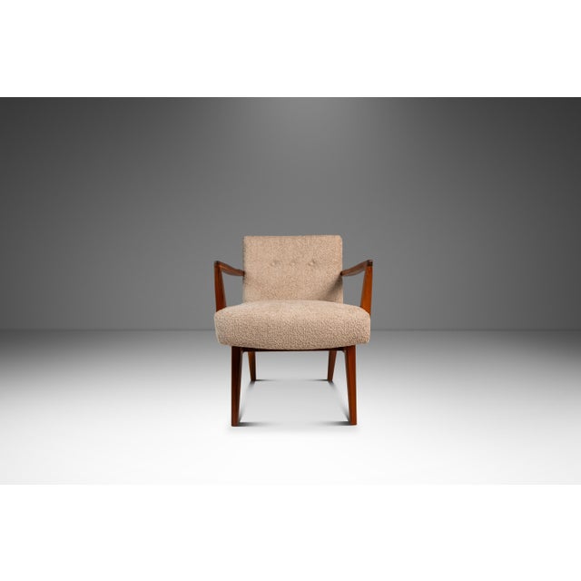 1950s Rare Restored Mid-Century Modern Model C-108 Armchair in Walnut & Beige Bouclé Attributed to Jens Risom for Jens Risom Design, Usa, C. 1950s For Sale - Image 5 of 18