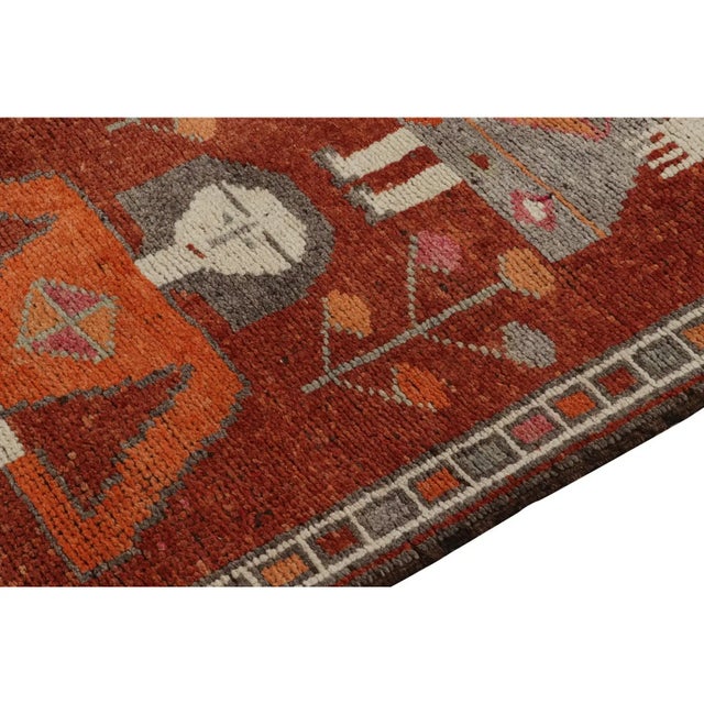 1950s 1950s Vintage Tribal Runner in Rust, Orange and Gray Pictorials, Geometric For Sale - Image 5 of 6