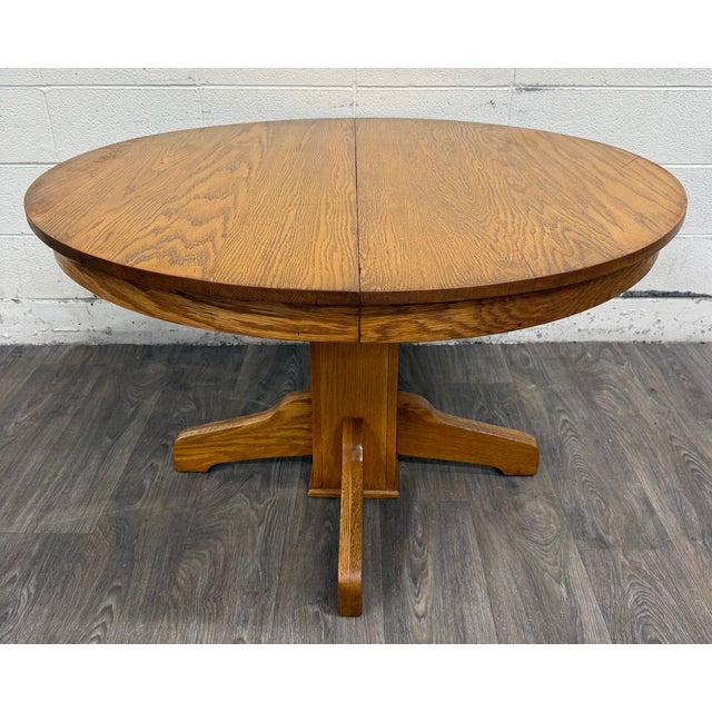 Early 20th Century Vintage Solid Oak Round Pedestal Dining Table For Sale - Image 5 of 11