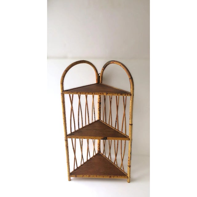 Chinoiserie Wicker Bamboo Corner Wall or Floor Shelf Étagère For Sale - Image 3 of 17