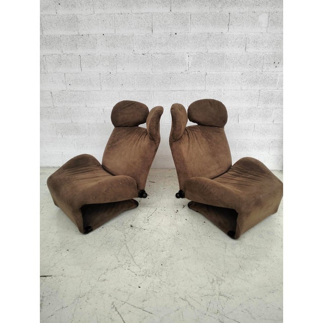 Mid-Century Modern Vintage Wink Chaise Lounges by Toshiyuki Kita for Cassina, 1980s, Set of 2 For Sale - Image 3 of 13