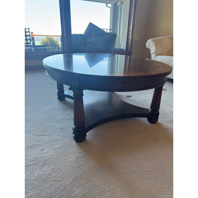 Auburn Late 20th Century Henkel Harris Model 5249 Oval Mahogany Coffee Table [Cb] For Sale - Image 8 of 10