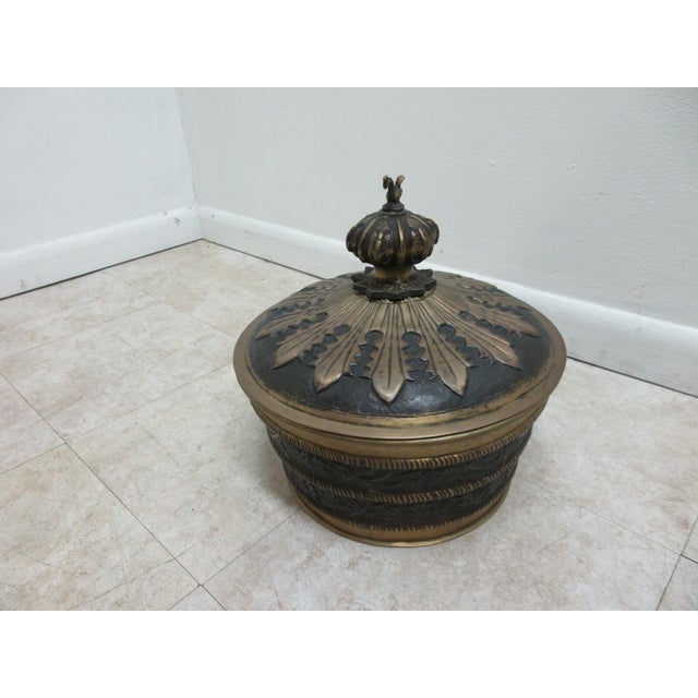 French John Richard Brass Acanthus Bowl Urn Storage Planter French Regency For Sale - Image 3 of 7