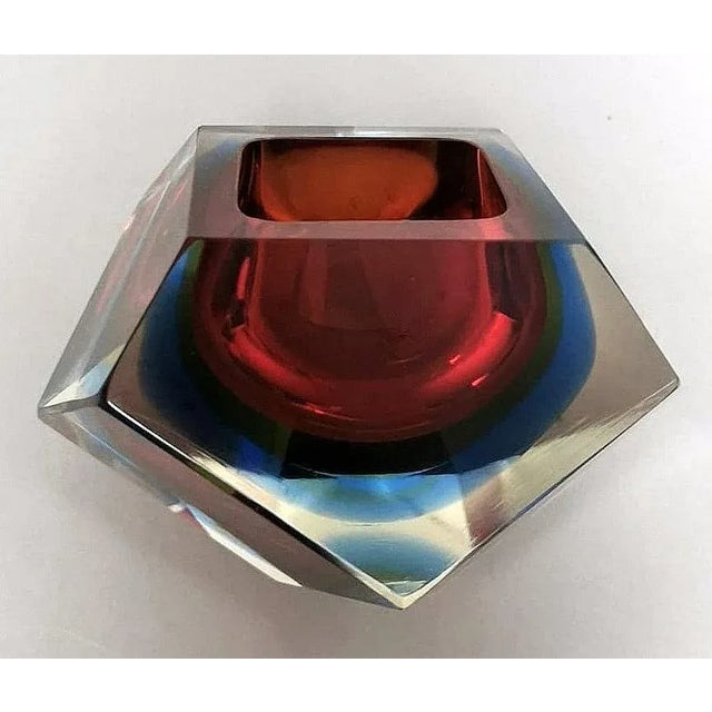 We kindly suggest that you read the whole description, as we try to give you detailed technical and historical information...