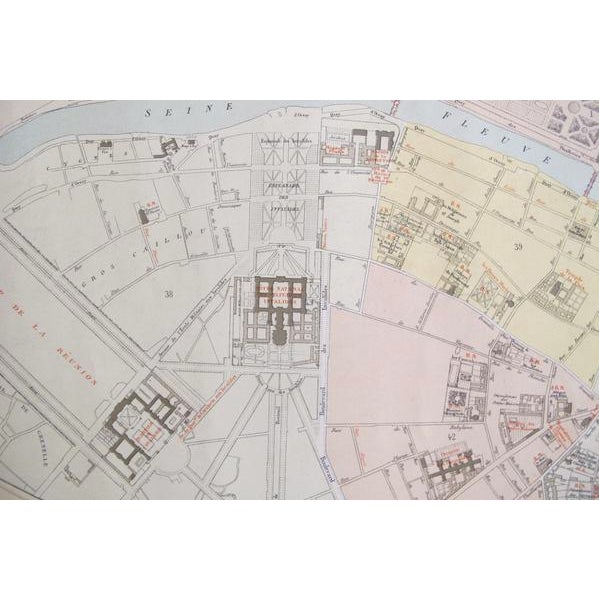 Population of paris 2021 picture