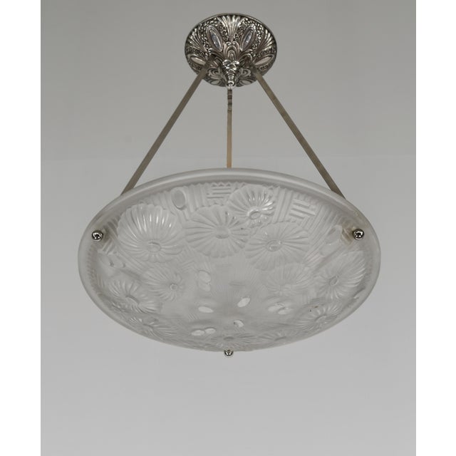 Daum A French Art Deco Pendant Light by Lorrain Pierre d'Avesn Daum - 1930 France For Sale - Image 4 of 8
