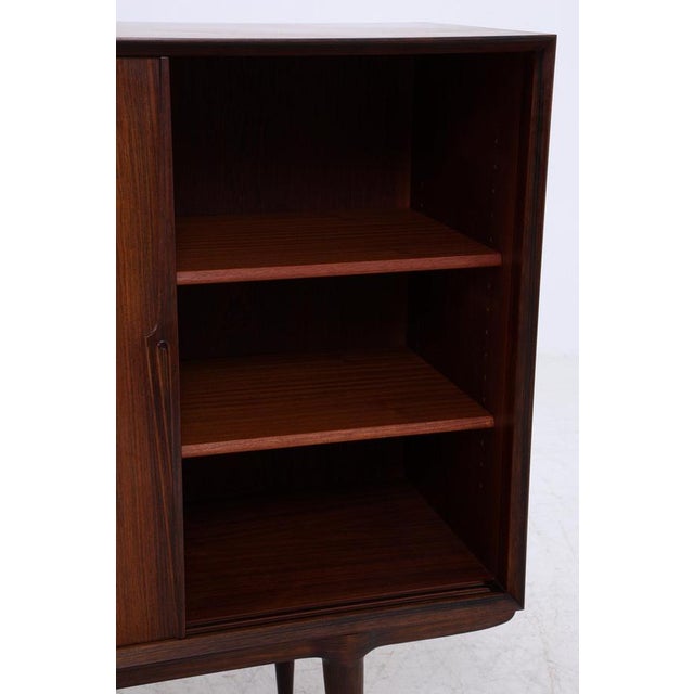 Mid-Century Model 19 Highboard in Rosewood from Omann Jun, 1960s For Sale - Image 15 of 18