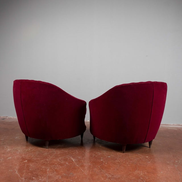 1940s Set of Velvet Armchairs in the style of Gio Ponti, 1940s For Sale - Image 5 of 18