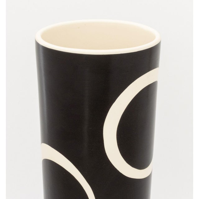 American Ken Edwards Two Black and White Art Pottery Vessels For Sale - Image 3 of 16
