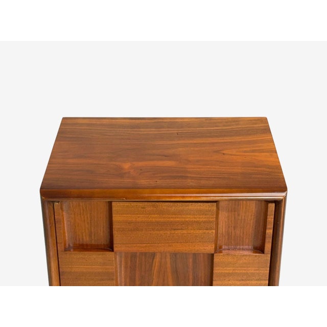 Edmond J. Spence, Sculptural Nightstands, Walnut, Sweden, 1950s For Sale - Image 11 of 14