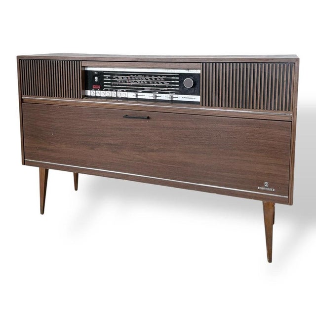 Mid-Century Radiogram Stereo Console from Grundig For Sale - Image 4 of 9